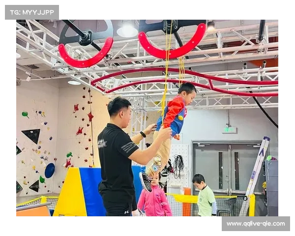 天空新秀里斯成立基金会 支持芝加哥青少年体育发展助力未来明星成长 天空新秀里斯成立基金会 支持芝加哥青少年体育发展助力未来明星成长