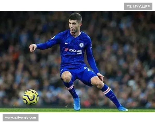 吉鲁头球摆渡,普利西奇凌空抽射破门 吉鲁头球摆渡,普利西奇凌空抽射破门